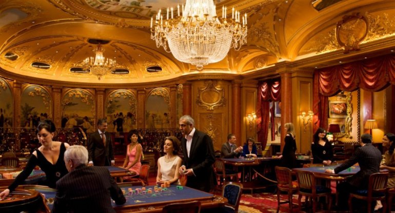 Gamblers in Ritz Casino in London